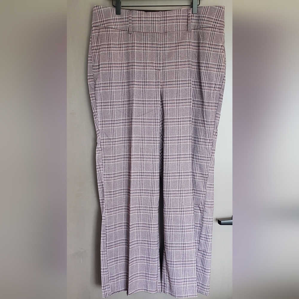 Lane Bryant Signature Fit High-Rise Wide Leg Purple Plaid Pant - Size 16